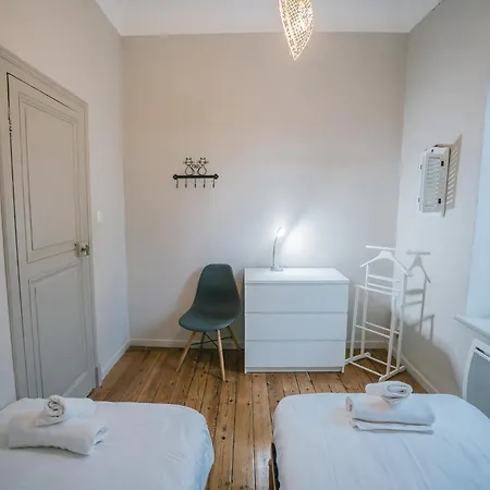 Apartment Magnifique T4- Toit Terrasse-cosy-centre Ville-aa Carcassonne