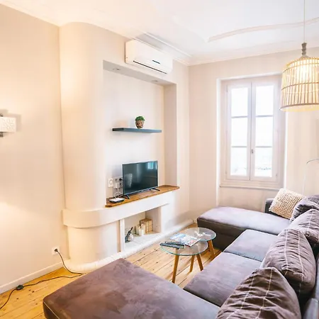 Magnifique T4- Toit Terrasse-cosy-centre Ville-aa Apartmán *