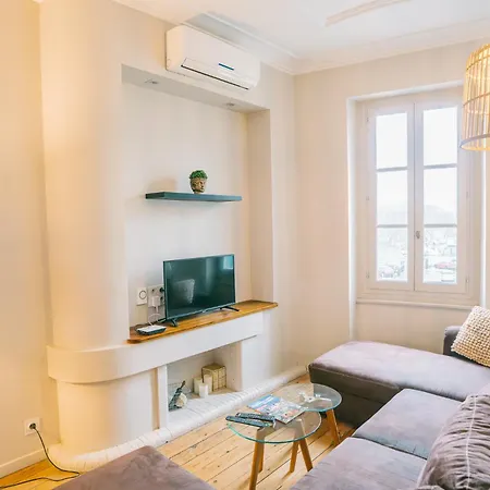 Magnifique T4- Toit Terrasse-cosy-centre Ville-aa 아파트 카르카손