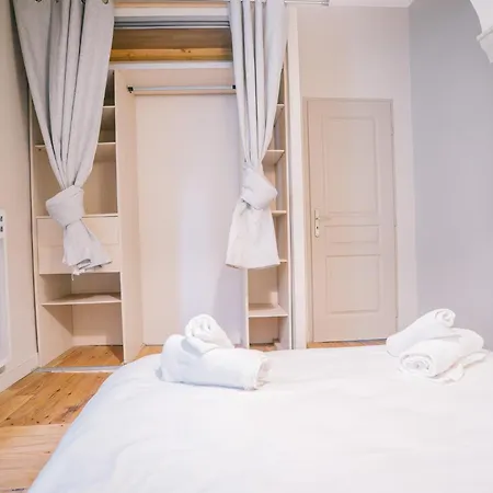 아파트 Magnifique T4- Toit Terrasse-cosy-centre Ville-aa